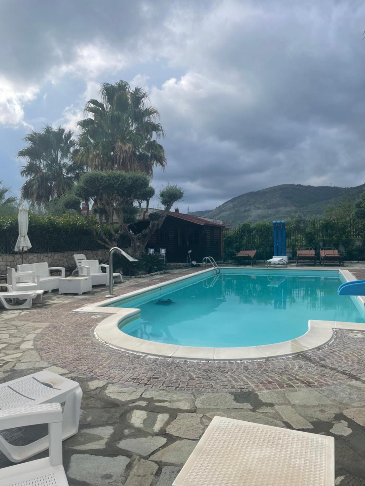 Villa Agata Forchia Bagian luar foto